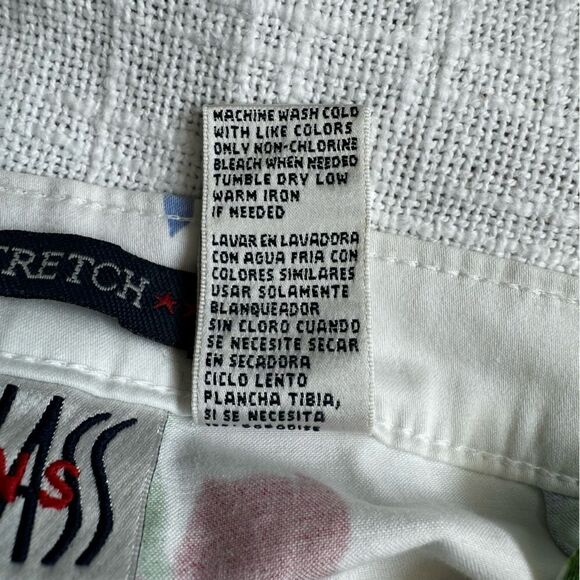 Y2K Bill Blass Stretch Capris White Bright Floral SZ 8 - Picture 13 of 14